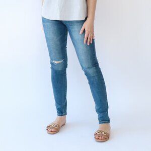 Medium Wash Ripped Skinny Jeans – Stretch Fit, Frayed Detail, All Season